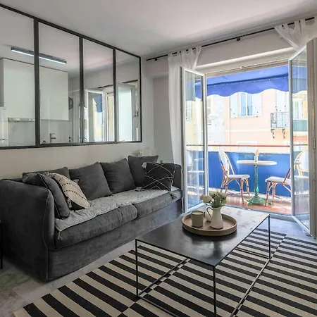 Stylish 2br With Garage And Ac Port Of Apartment Nizza