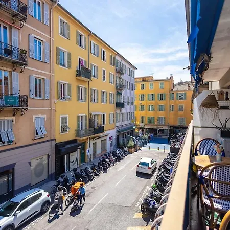 Stylish 2br With Garage And Ac Port Of Apartman Nizza
